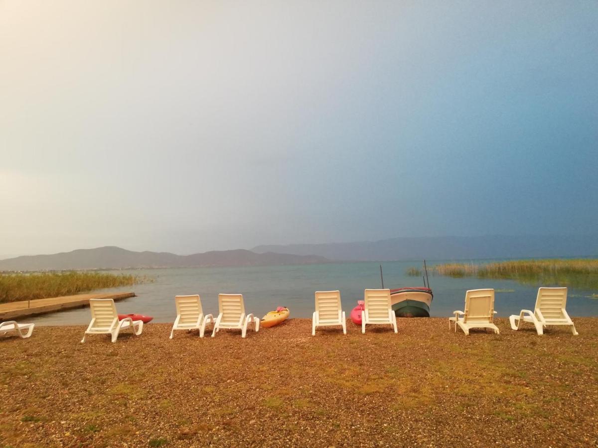 Sunrise Hotel & Camping Струга Экстерьер фото