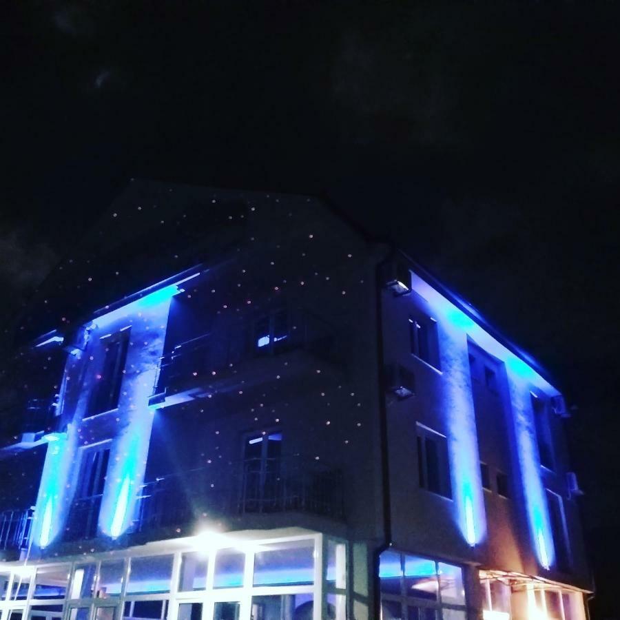 Sunrise Hotel & Camping Струга Экстерьер фото